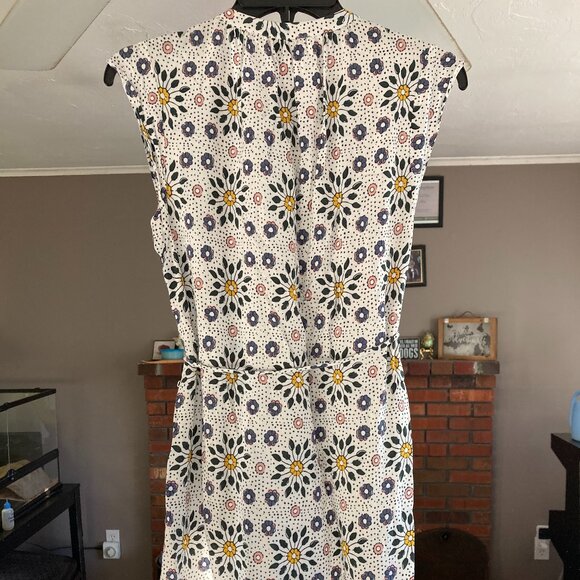 LOFT Size Small Women's Button Down Floral Maxi Dress with Belt - Picture 3 of 4